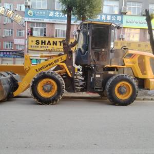 柳工835装载机