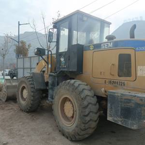 山工630B装载机
