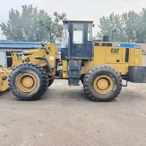 山工652D装载机