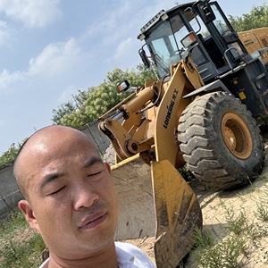 龙工50NC装载机