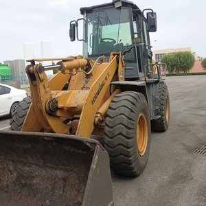 龙工833N装载机
