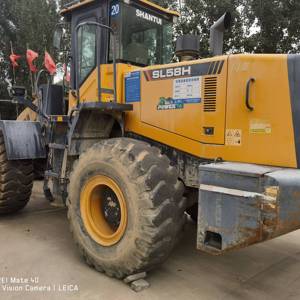 山推50系装载机