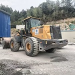 山推50系装载机