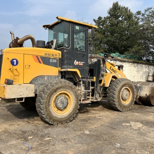 柳工836装载机