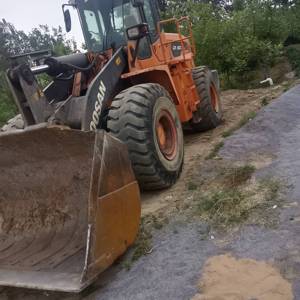 斗山60以上装载机