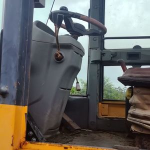 宇通25系装载机