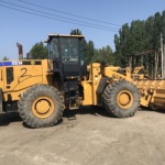 山工60以上装载机