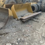 山工30系装载机