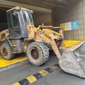 厦工20系装载机