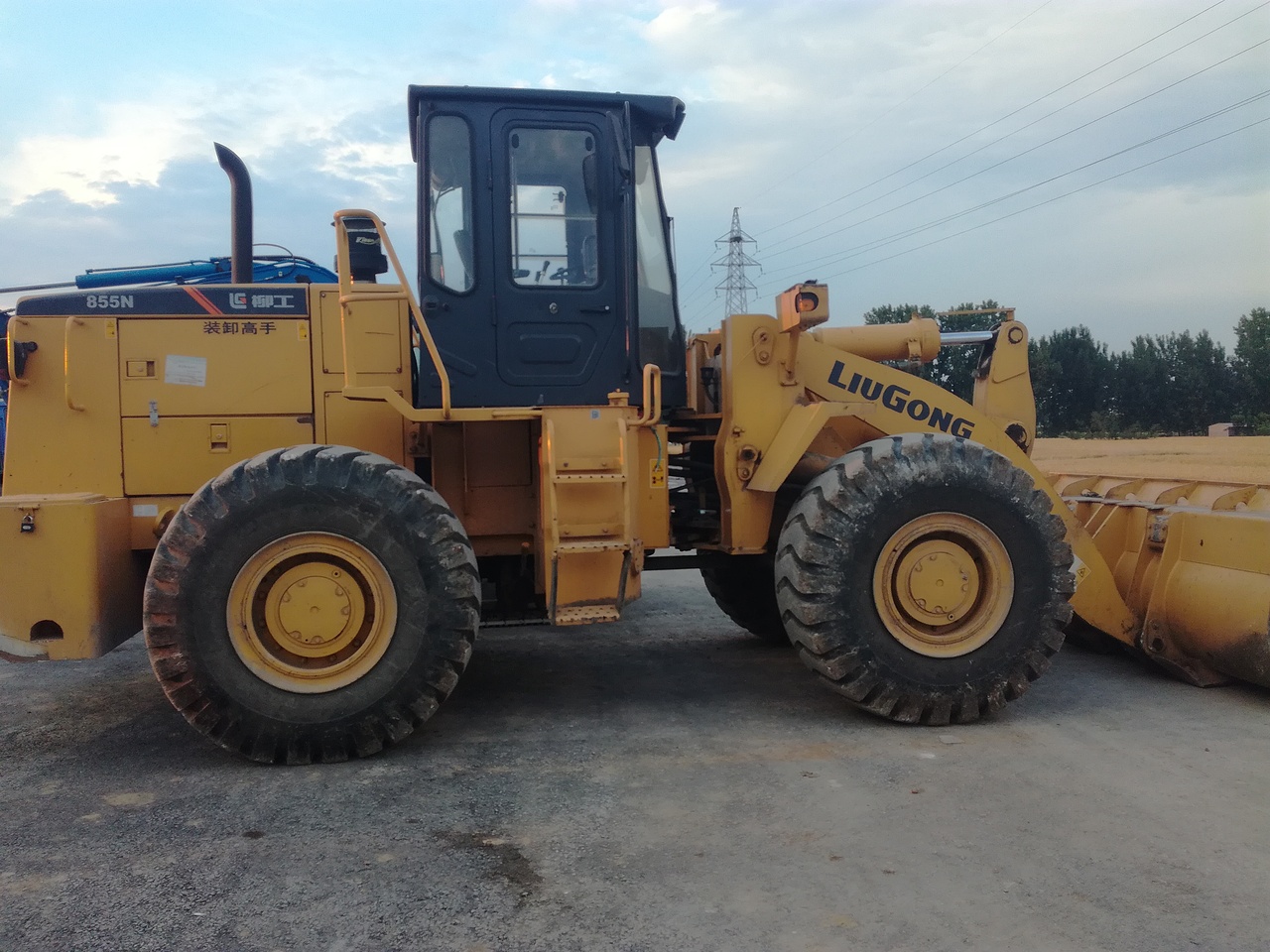 柳工855n装载机