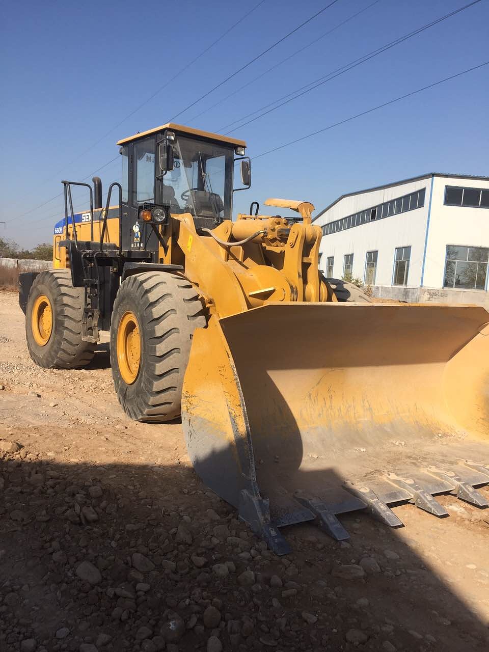 山工60以上装载机