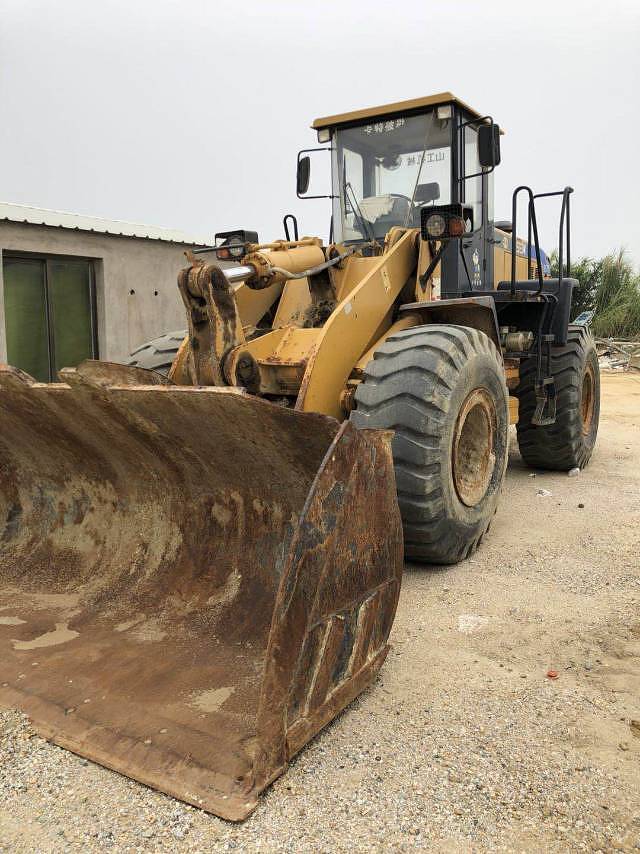 山工60以上装载机