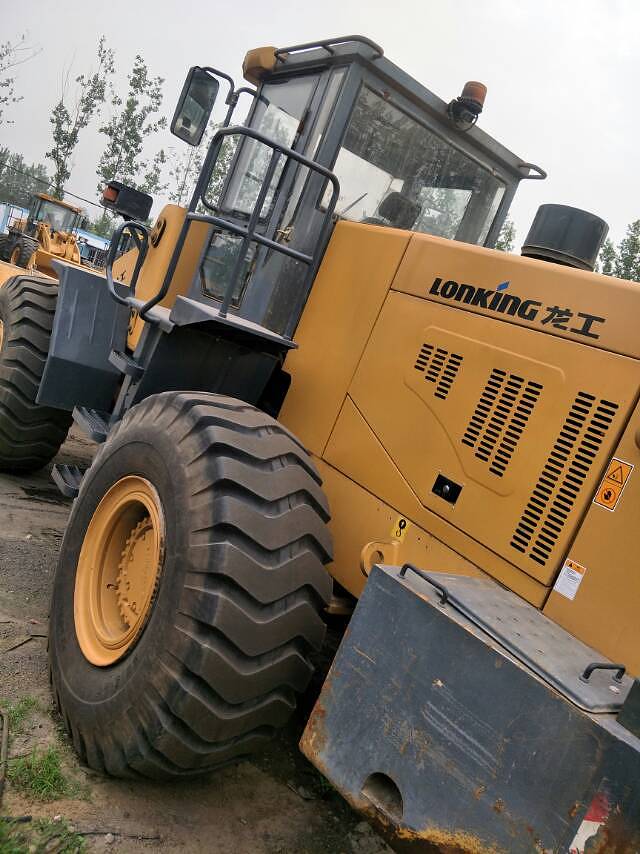 龙工60以上装载机