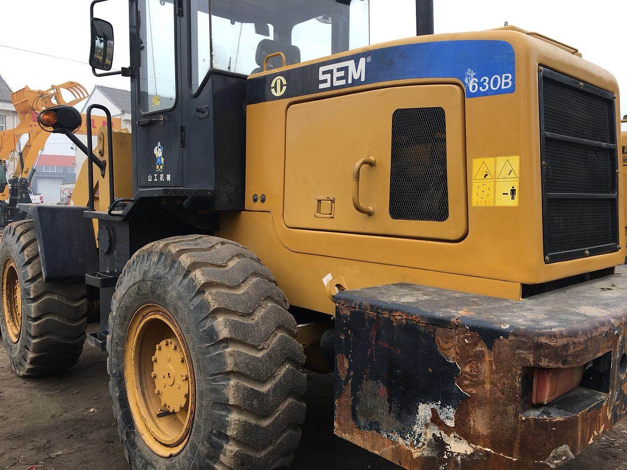 山工630装载机