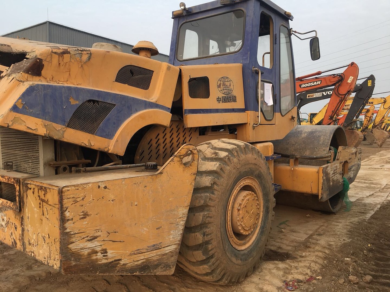 龙工60以上装载机