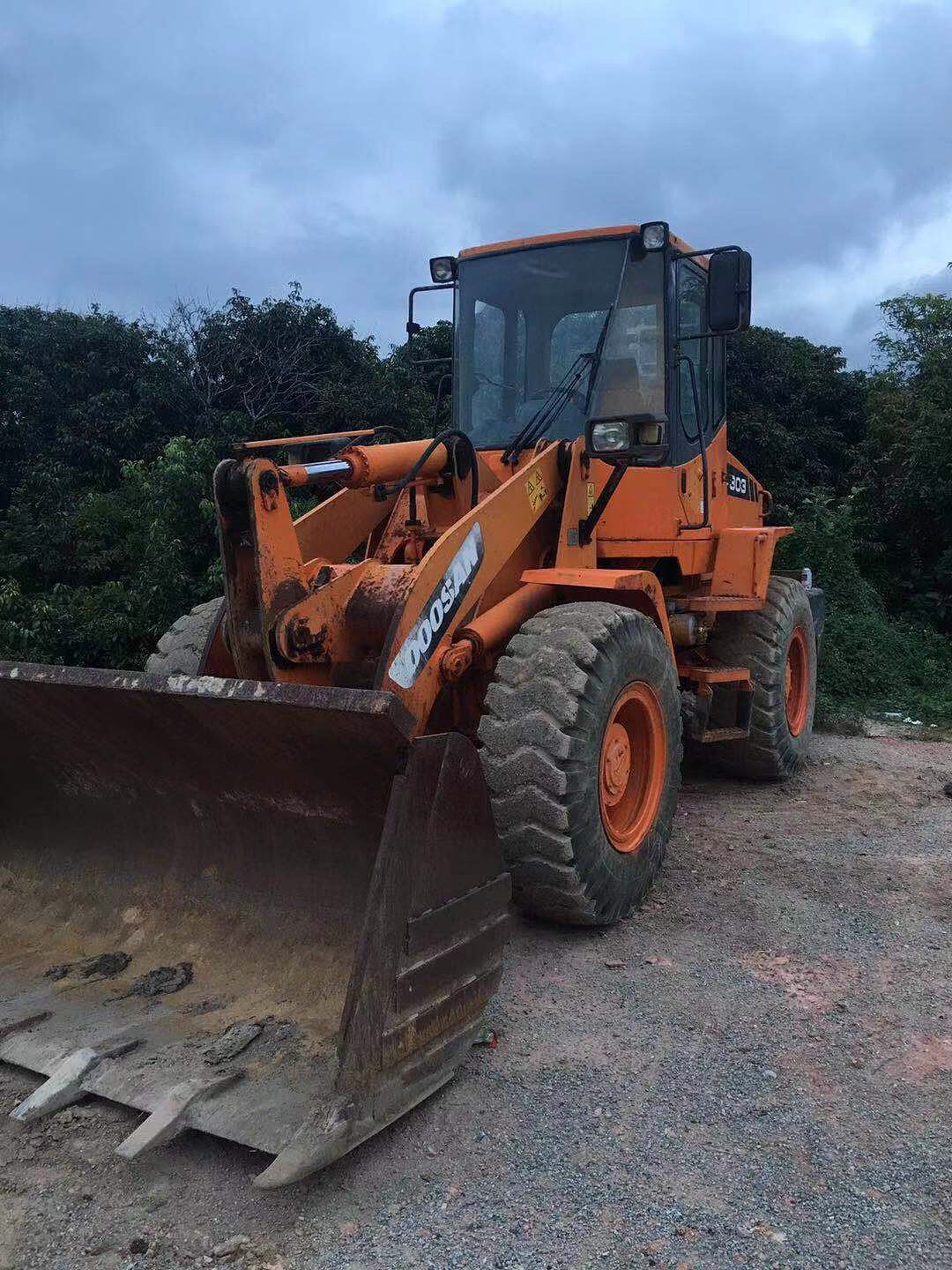 斗山30系装载机