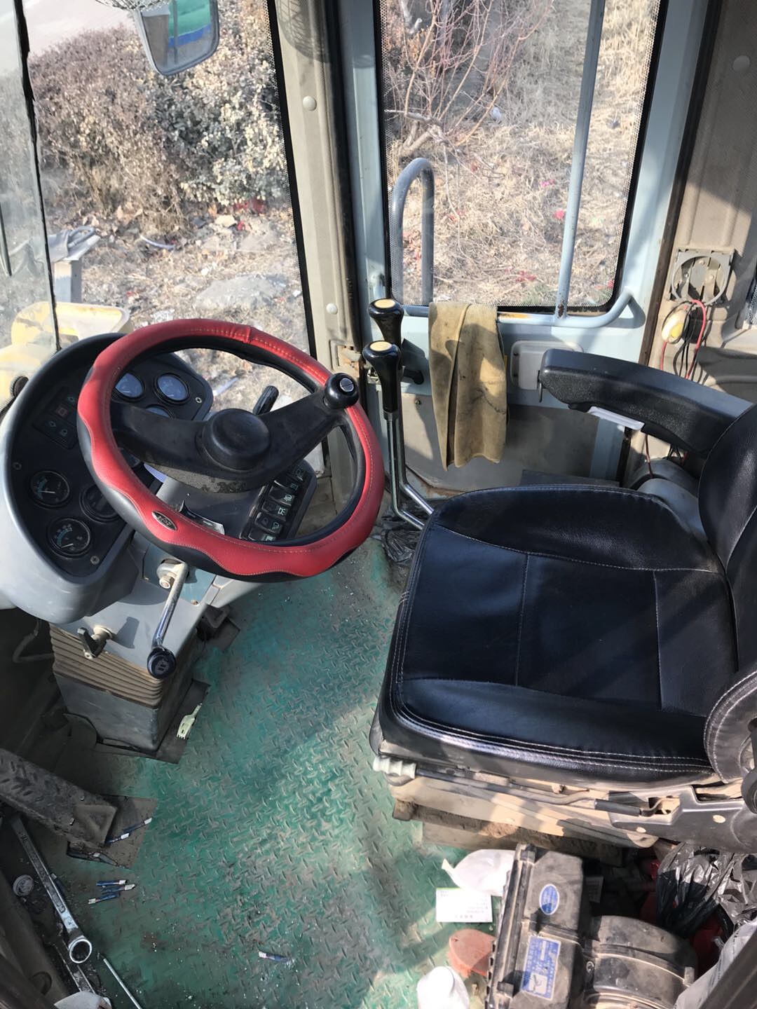 山推50系装载机