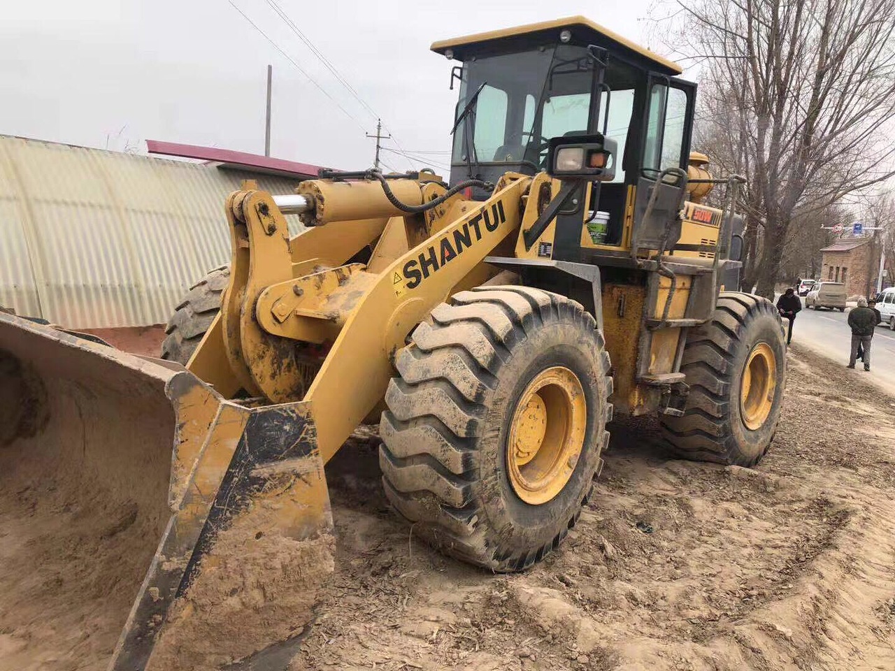 山推50系装载机