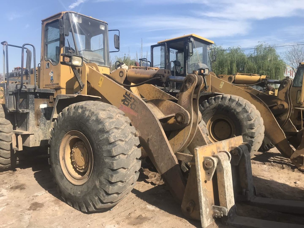 山工60以上装载机