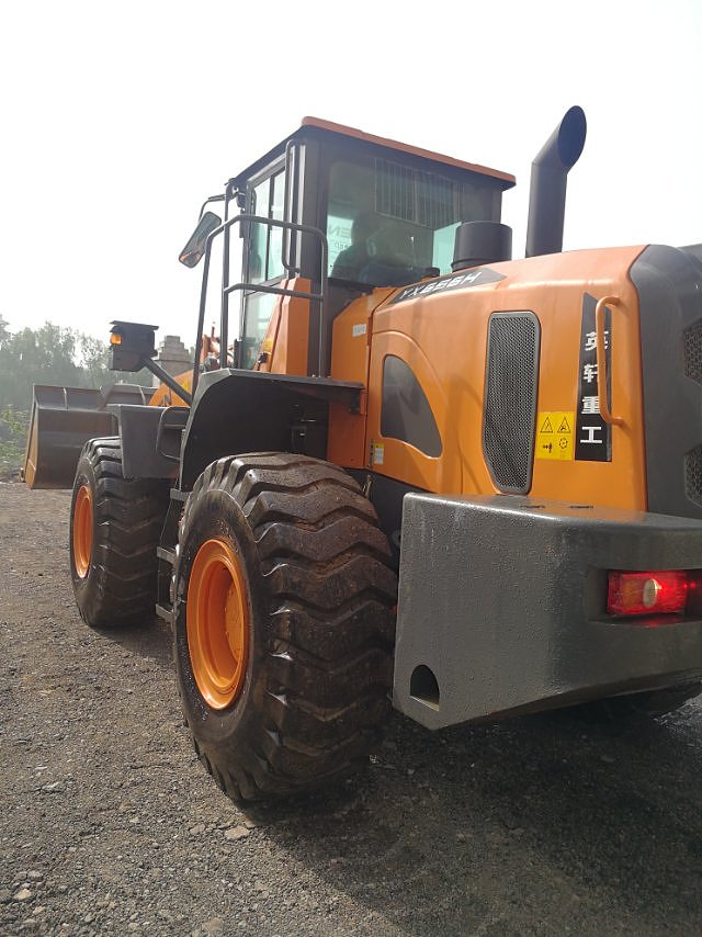 英轩50系装载机