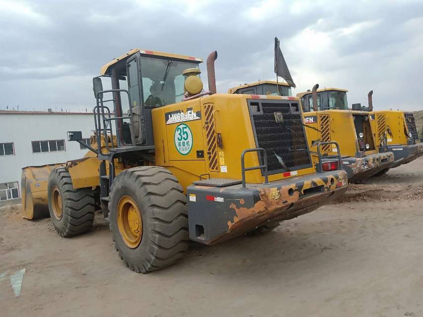 徐工60以上装载机