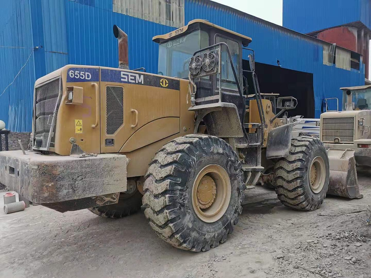 山工655d装载机