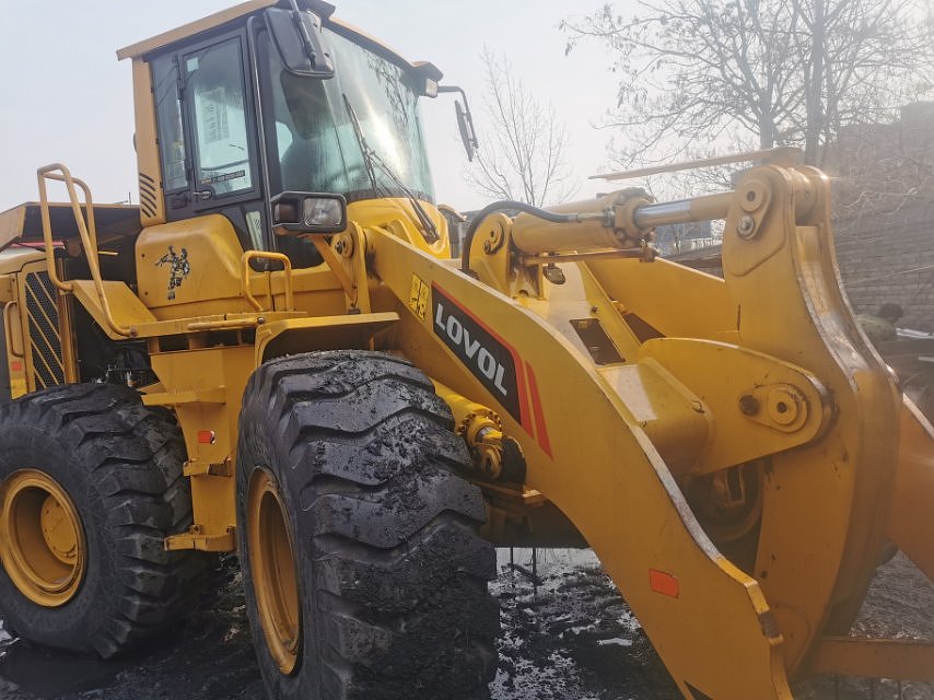 雷沃50系装载机