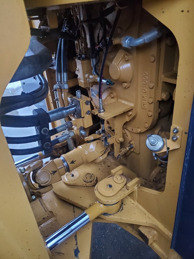 山工655d装载机