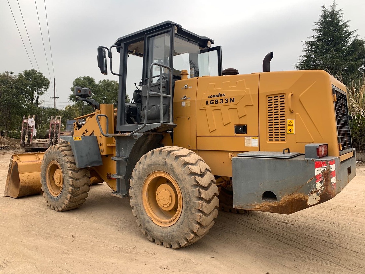 龙工833n装载机