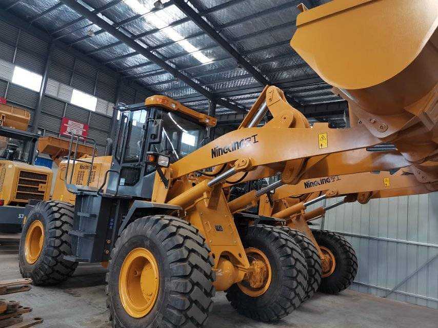 宁工50系装载机
