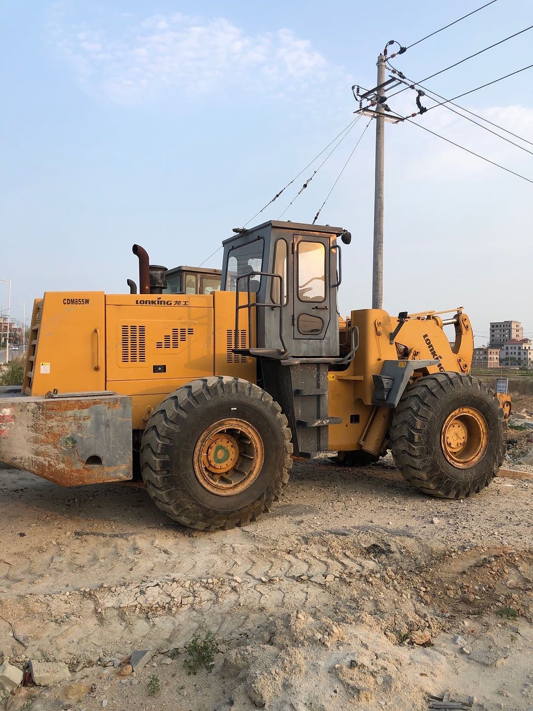 龙工60以上装载机