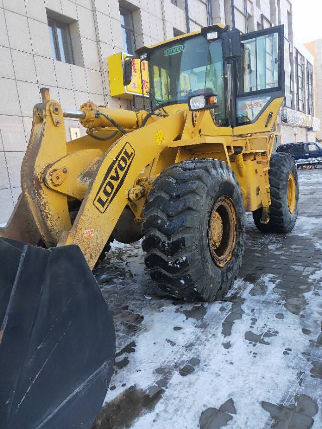 【赤峰市二手雷沃50系装载机_二手雷沃50系装载机价格面议】_铲车圈