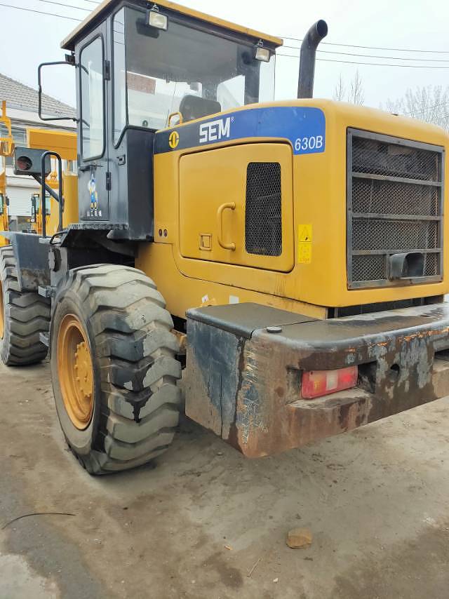 山工630b装载机