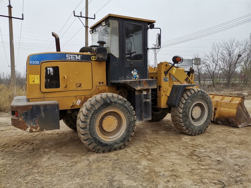 山工630b装载机