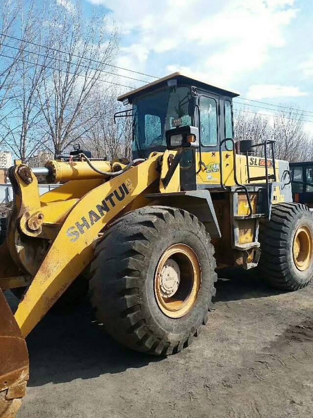 山推50系装载机