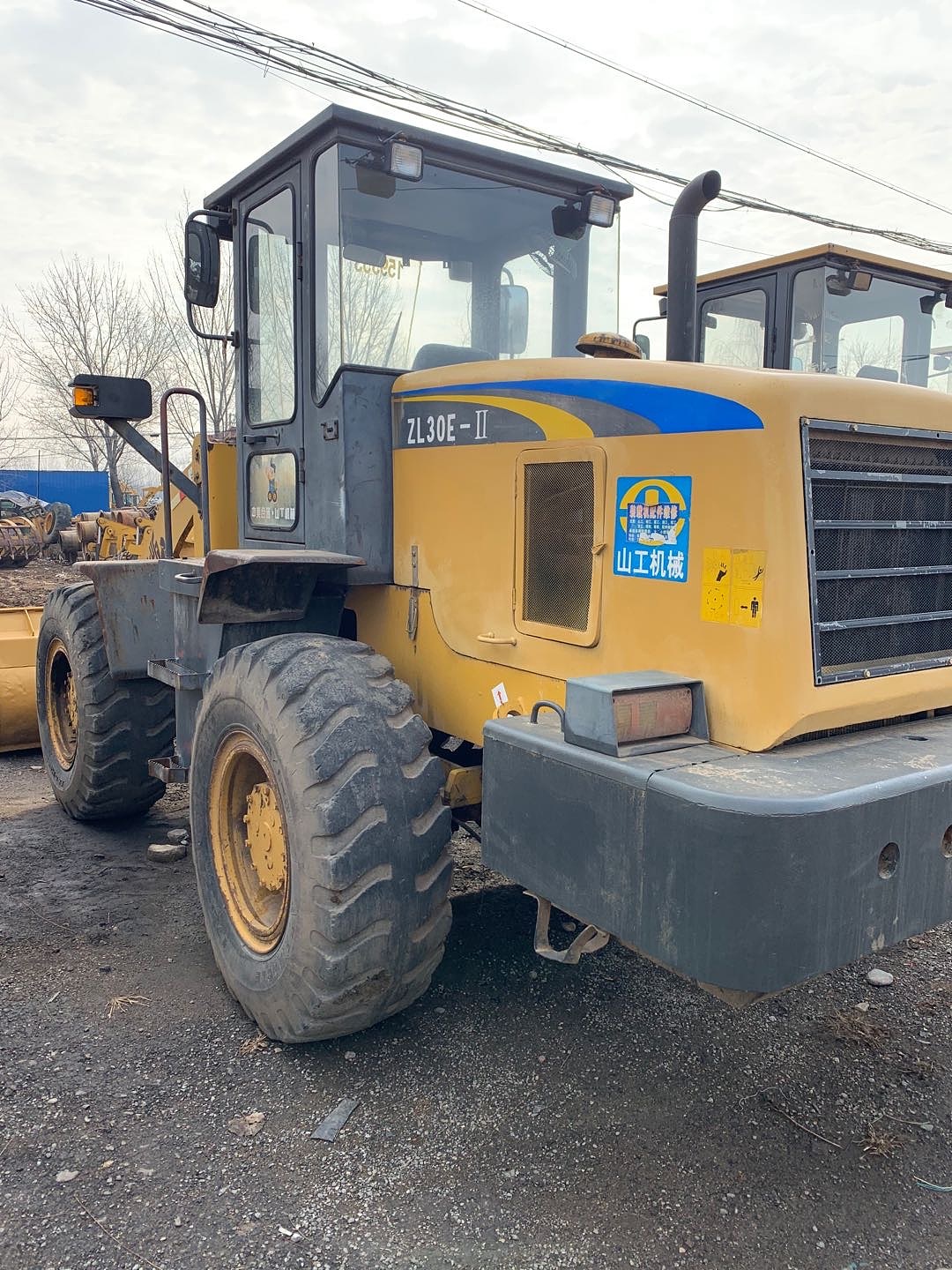 山工30e装载机