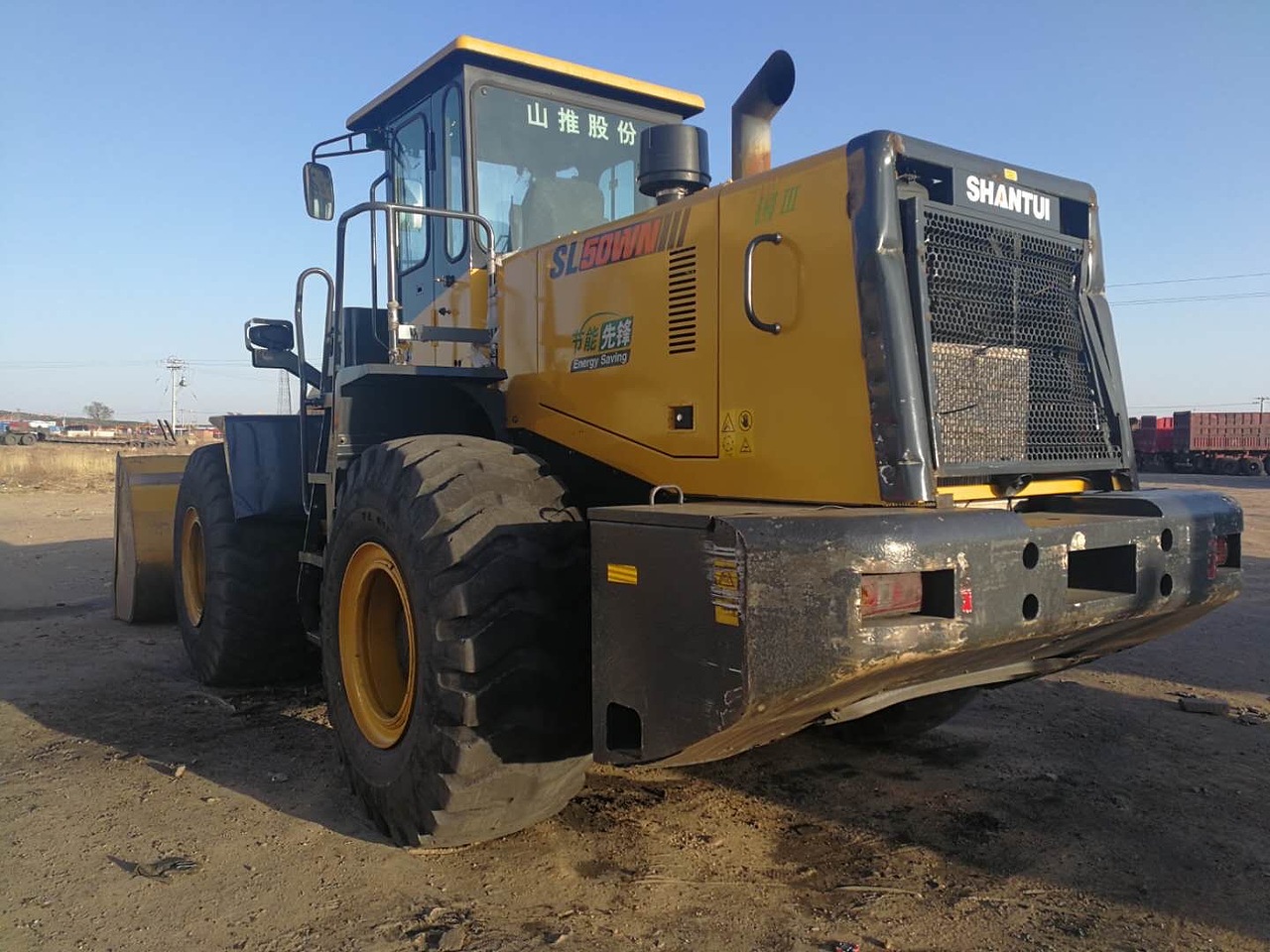 山推50系装载机
