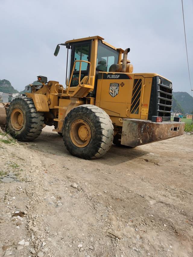 雷沃955装载机