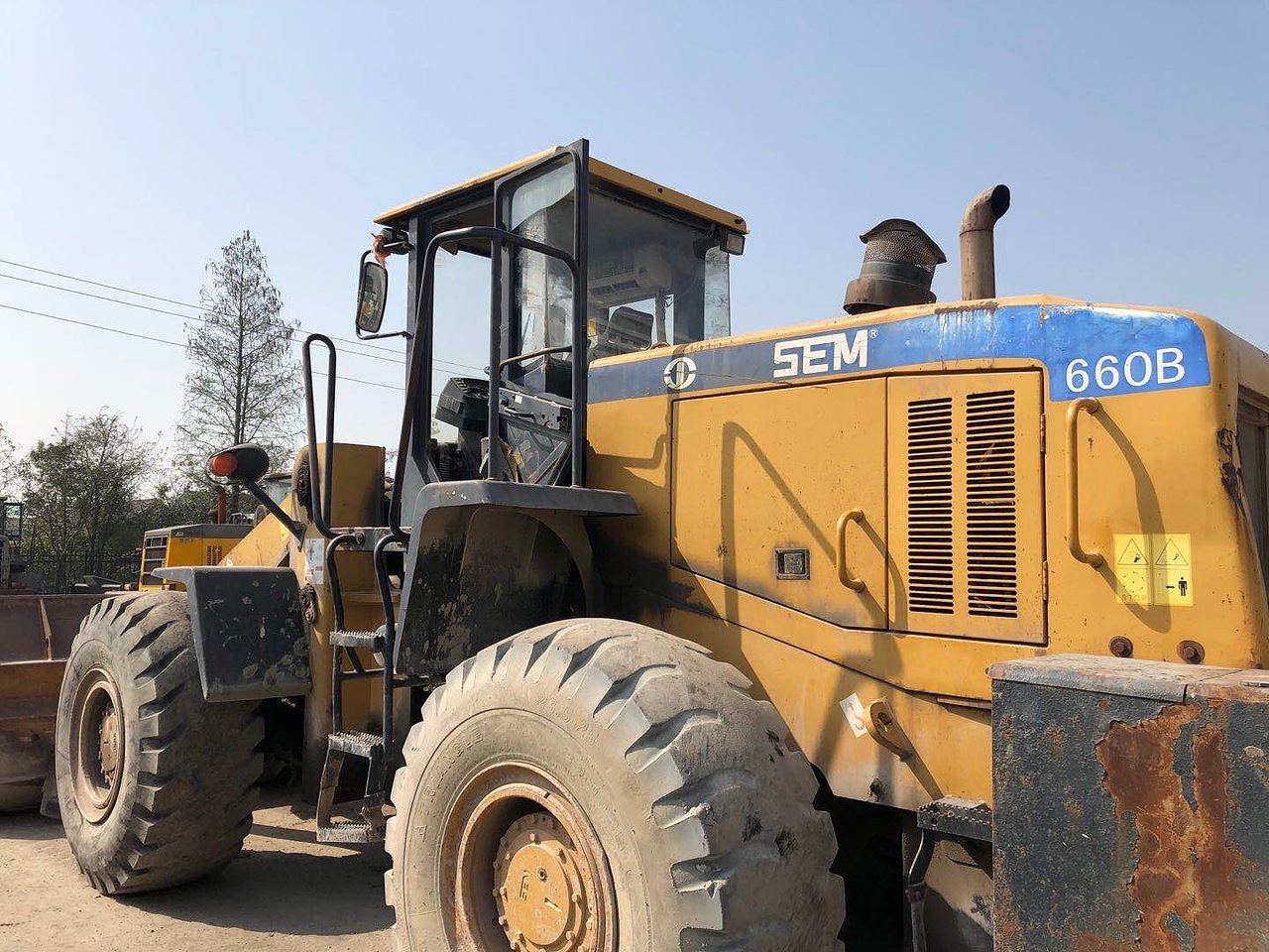 山工60以上装载机