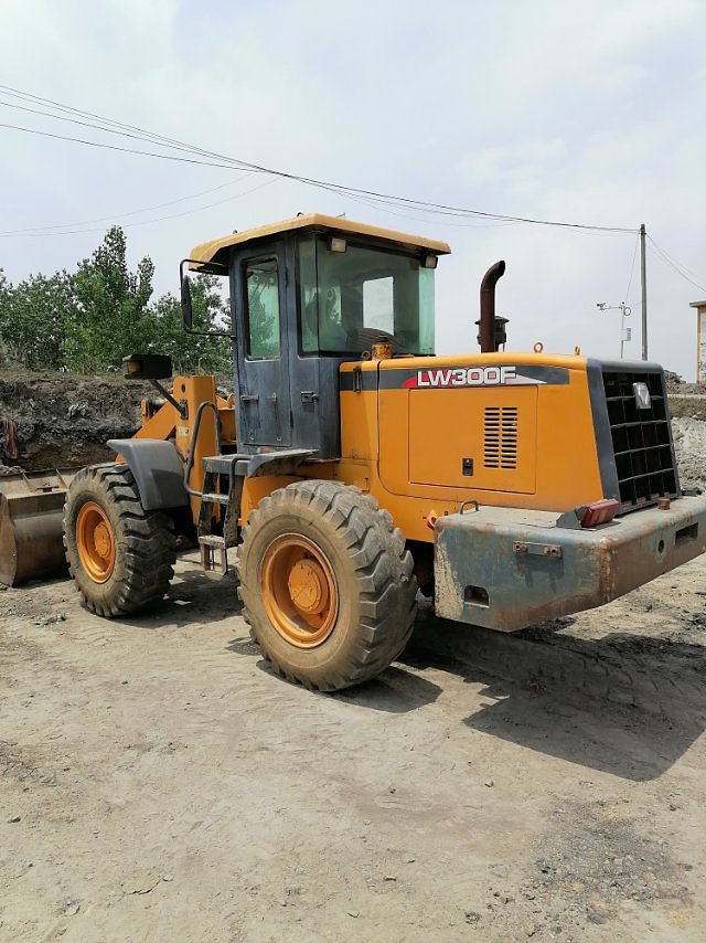 【滁州市二手徐工300f装载机_二手徐工300f装载机价格4.2万】_铲车圈