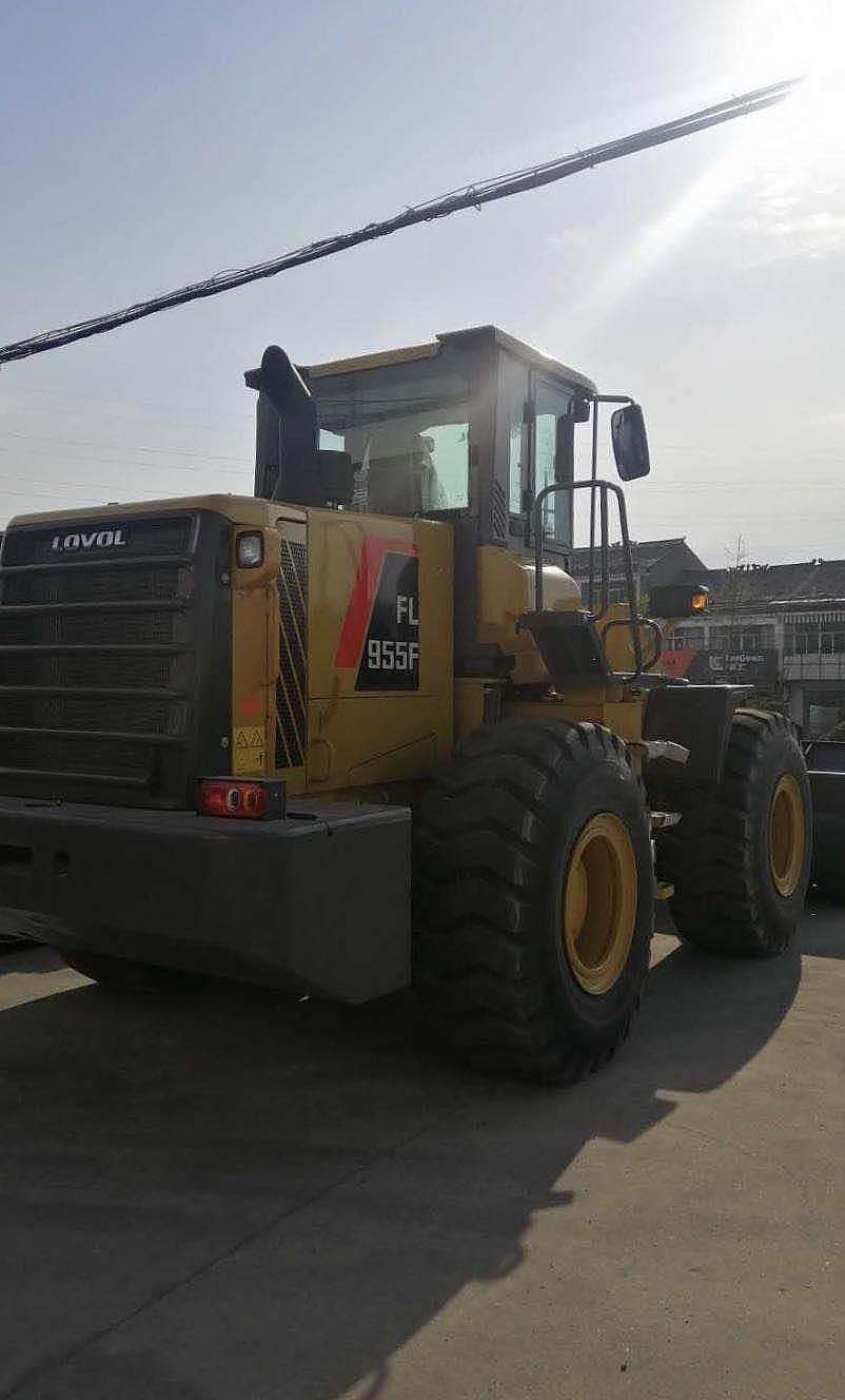 雷沃955装载机
