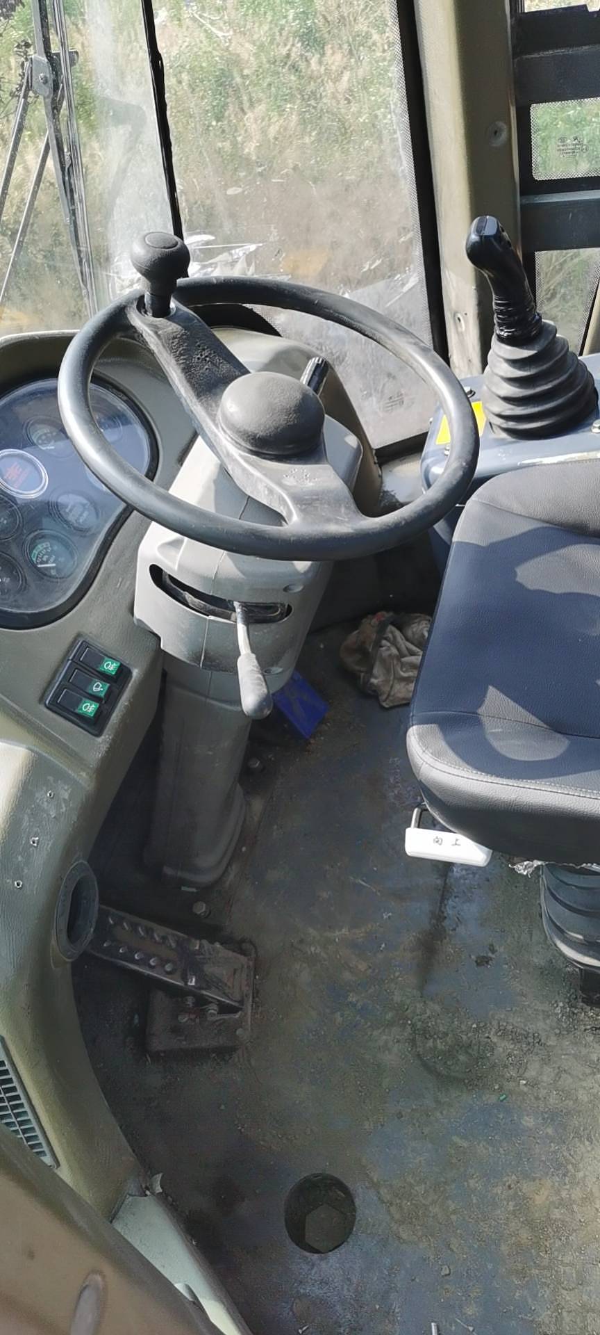 英轩50系装载机