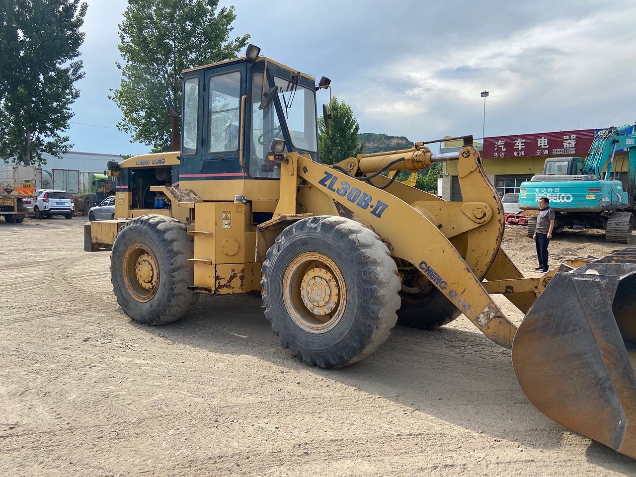 成工30系装载机