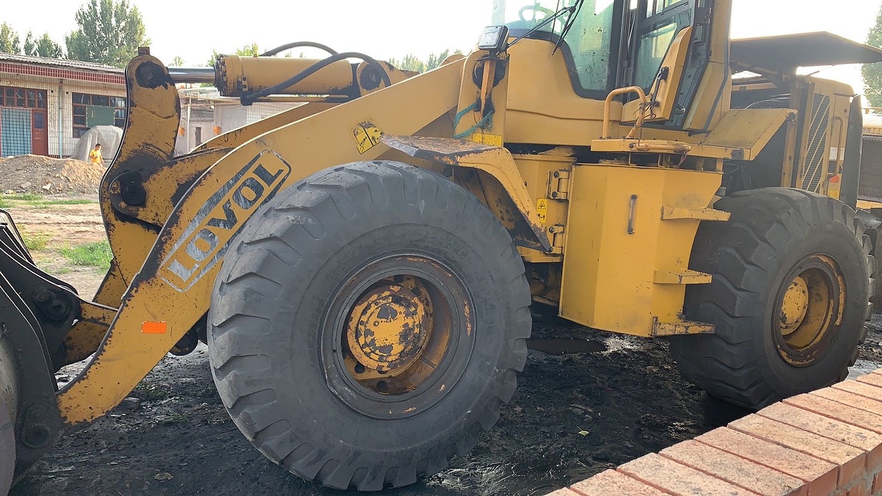 【临汾市二手雷沃955f装载机_二手雷沃955f装载机价格6.5万】_铲车圈