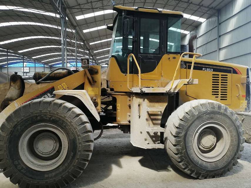 雷沃955装载机