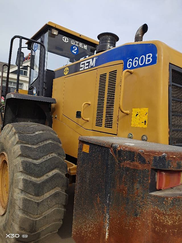 山工60以上装载机