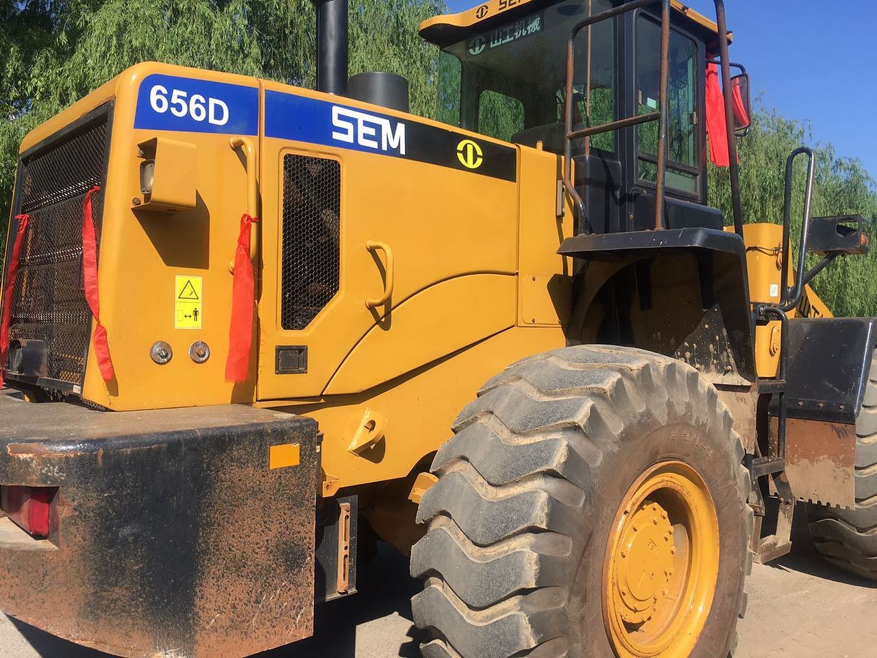 山工656d装载机
