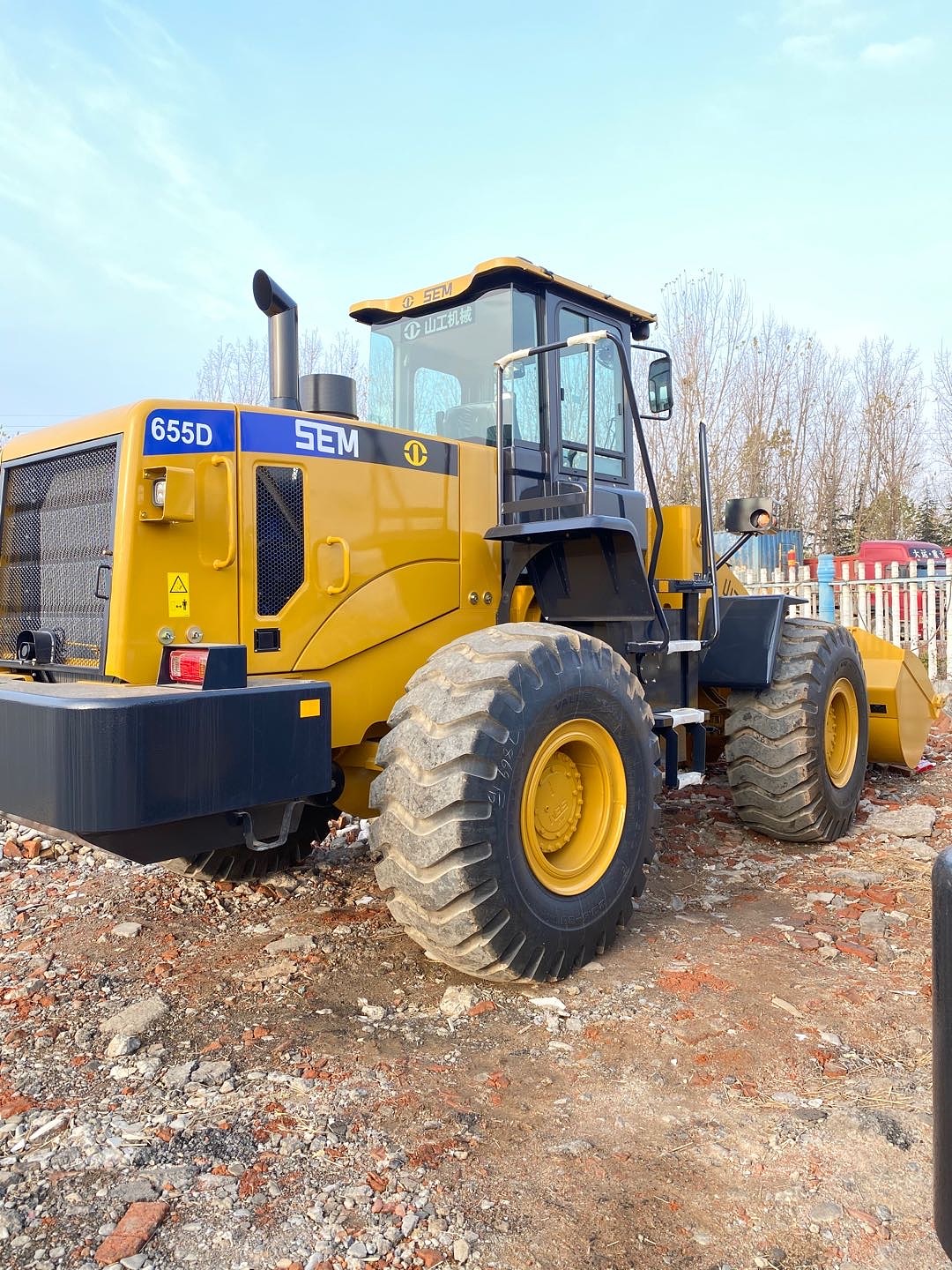 山工655d装载机