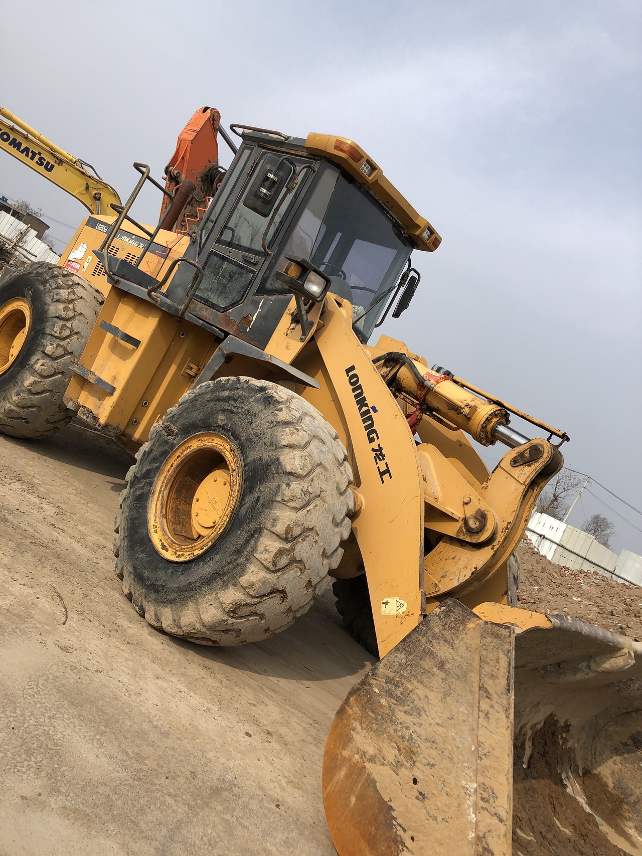 【咸阳市二手龙工855b装载机_二手龙工855b装载机价格8.5万】_铲车圈
