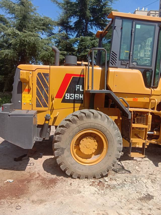 雷沃936装载机